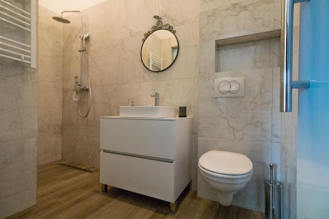 Twin Center Apartments Belgrade Luaran gambar