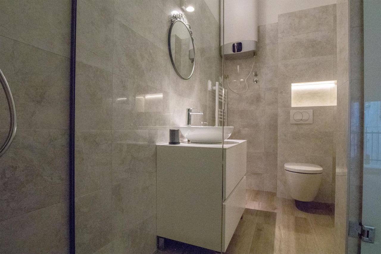 Twin Center Apartments Belgrade Luaran gambar